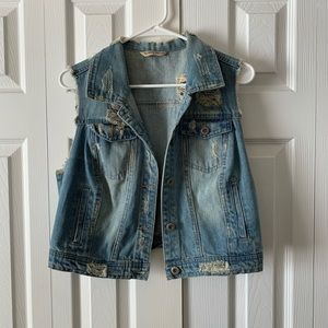 Jean Vest